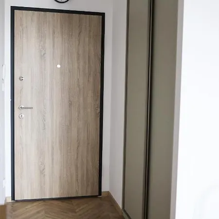 アパート Kashmir_letnicka *